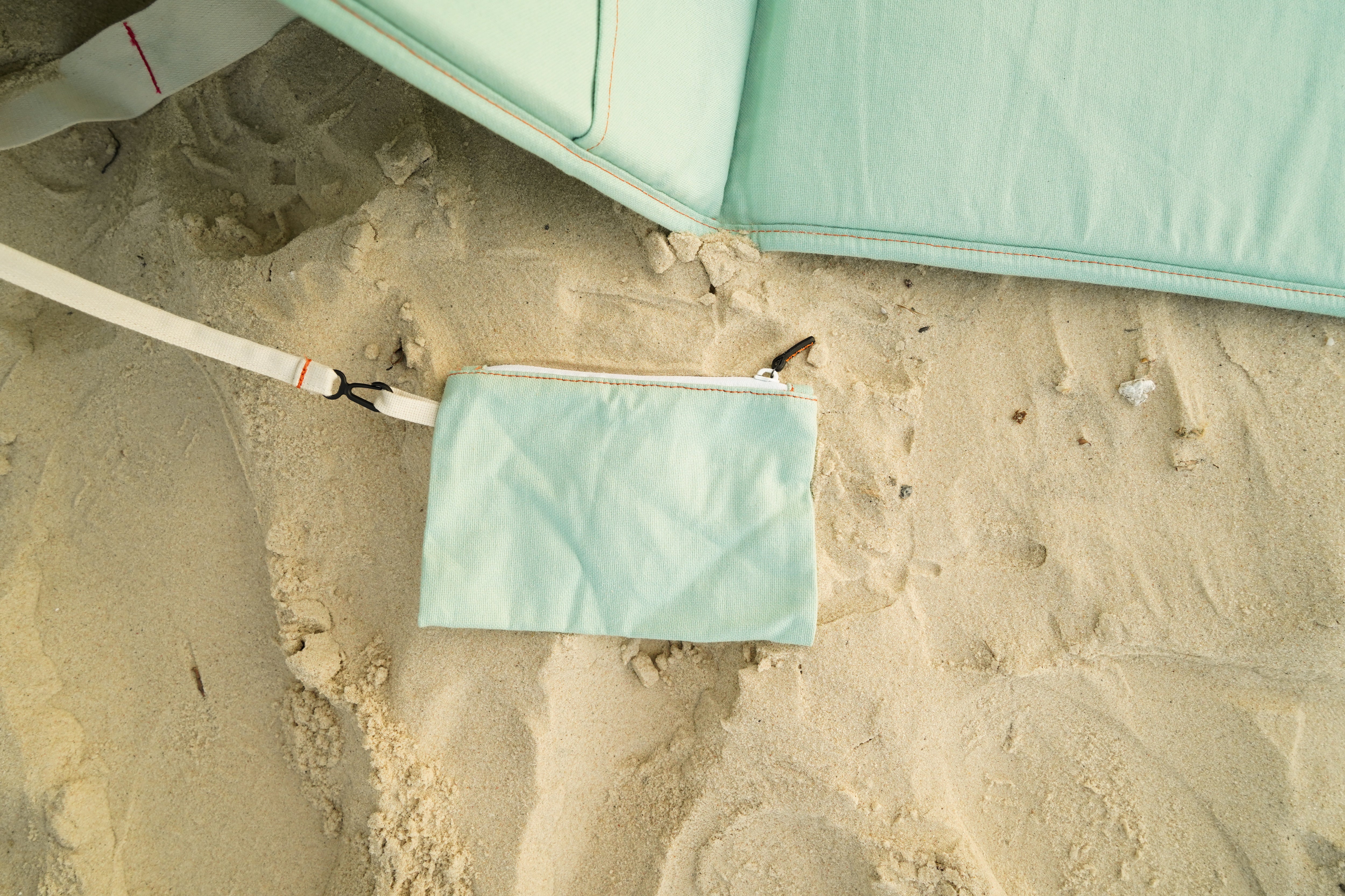 Le Nomad - Transat pliable pistache